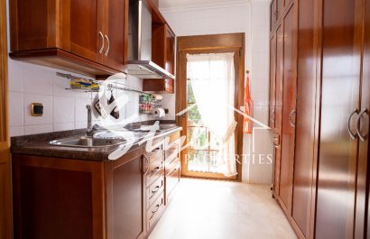 Resale - Villa - Campoamor