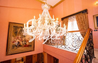 Resale - Villa - Campoamor