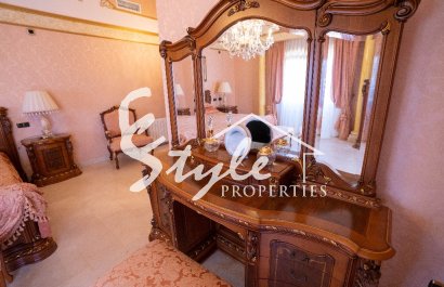 Resale - Villa - Campoamor