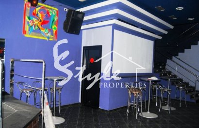 Business premises for sale in the city center of Torrevieja, Costa Blanca, Spain. ID081