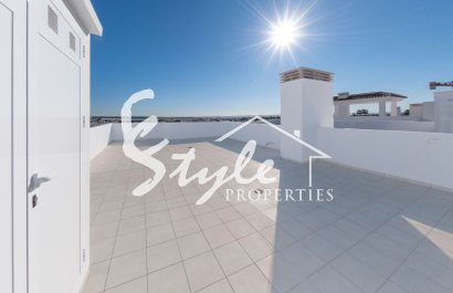 Современные пентхаусы на продажу в Кесаде, юг Коста Бланки, Испания. ОН1645_А