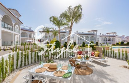 Apartamentos modernos en venta en Quesada, Costa Blanca Sur, España. ON1645_B