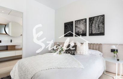 Новый таунхаус в Сьюдад Кесада, Коста Бланка, Испания. ОN1646