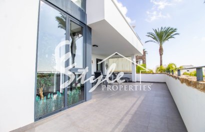 For sale apartment with a huge terrace in Las Ramblas Golf, Orihuela Costa& Costa Blanca, Spain. ID1728