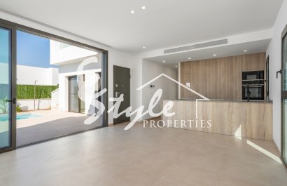 Villas de obra nueva en Los Alcázares, Murcia, Spain. ON1694