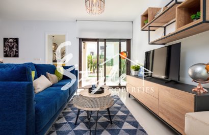 Adosadas en venta en La Finca Golf, Costa Blanca, España. ON1704_D