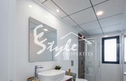 Se venden villas nuevas en Algorfa, Alicante, Costa Blanca, España. ON1706