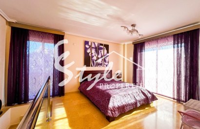 Resale - Villa - La Mata