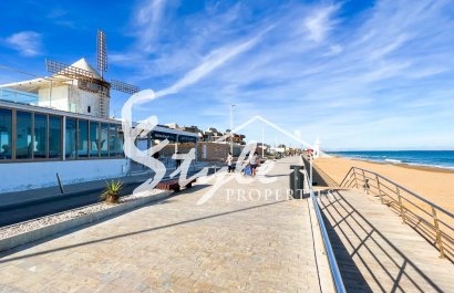 Resale - Villa - La Mata