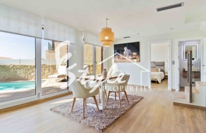 Продается новая вилла под ключ в Рохалесе, Коста Бланка, Испания. ОN1757