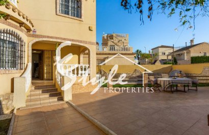 Comprar Chalet 5D en La Florida al lado del mar. ID 6155