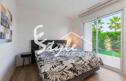 Reventa - Apartamento - Las Colinas - Las Colinas Golf