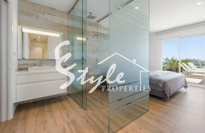 Reventa - Apartamento - Las Colinas - Las Colinas Golf