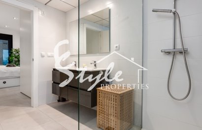 Виллы новой постройки в Пилар де ла Орадада, Коста Бланка.Испания.ON1825