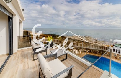 Villa on the first line of the sea in La Mata (Torrevieja) Spain. ID1826