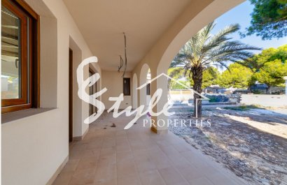 New build villa for sale in Punta Prima, Costa Blanca, Spain. ON1460