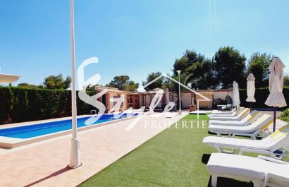 For sale villa overlooking the Campoamor Golf and the sea, Costa Blanca, Spain. ID1832