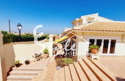 Resale - Villa - Campoamor
