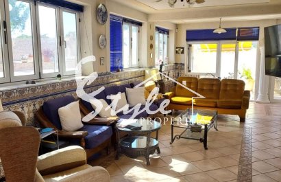 Resale - Villa - Campoamor