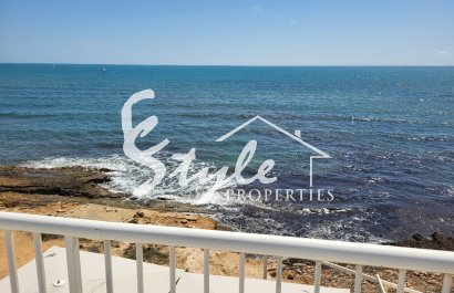 Buy apartment in Torrevieja, Costa Blanca, 50 meters from the beach. ID: 6188