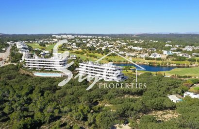 Resale - Apartment - Las Colinas - Las Colinas Golf