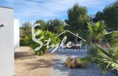 Resale - Villa - Las Colinas - Las Colinas Golf