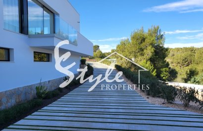 Resale - Villa - Las Colinas - Las Colinas Golf