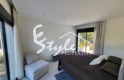 Resale - Villa - Las Colinas - Las Colinas Golf