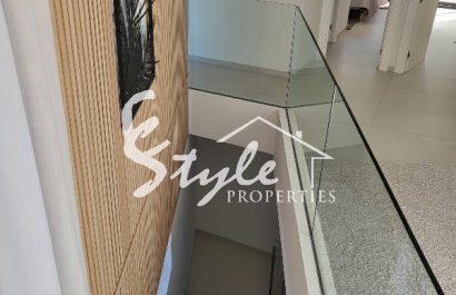 Resale - Villa - Las Colinas - Las Colinas Golf