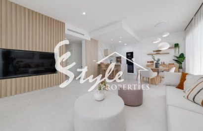 Новая вилла на продажу в Сьюдад Кесада, Коста Бланка, Испания. ОN1849