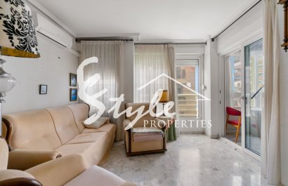 Buy apartment just 100 meters to the beach in Torrevieja, Costa Blanca. ID: 6209