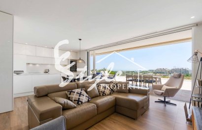 Reventa - Apartamento - Las Colinas - Las Colinas Golf