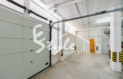 Reventa - Apartamento - Las Colinas - Las Colinas Golf