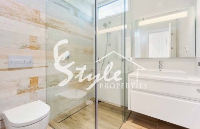 Reventa - Apartamento - Las Colinas - Las Colinas Golf