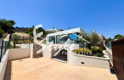 For sale modern villa in Las Colinas Golf, Costa Blanca, Spain. ID1302