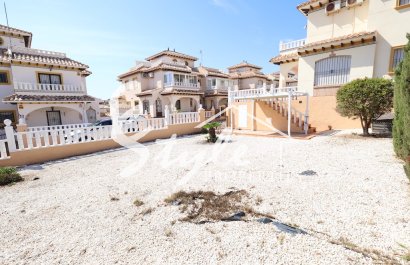 Купить двухуровневой дом с садом уже в продаже в Ломас де Кабо Роиг, Ориуэла Коста а. ID 6240