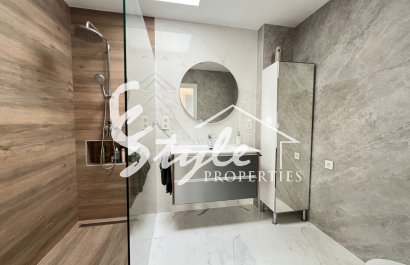 Resale - Villa - La Mata