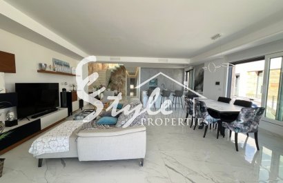 Resale - Villa - La Mata