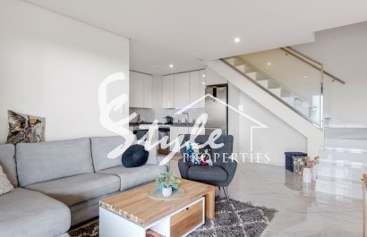 For sale new apartment with heated pool in Green Hills, Los Dolses, Villamartin, Orihuela Costa, Costa Blanca. ID2079