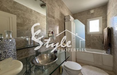 Resale - Villa - Las Ramblas