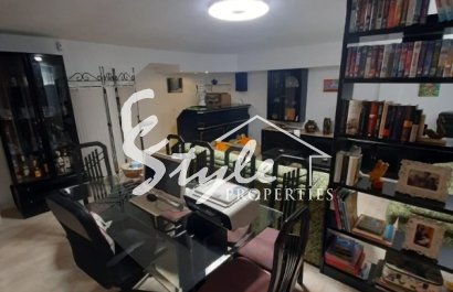 Resale - Townhouse - La Mata