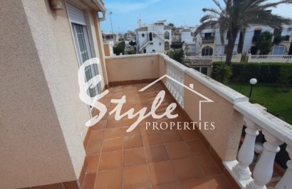 Resale - Townhouse - La Mata