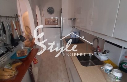 Resale - Townhouse - La Mata