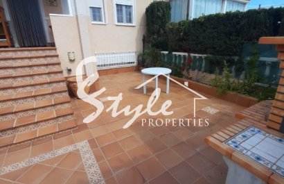 Resale - Townhouse - La Mata
