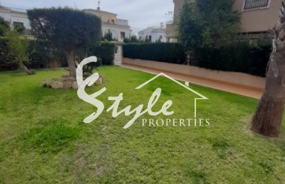 Resale - Townhouse - La Mata