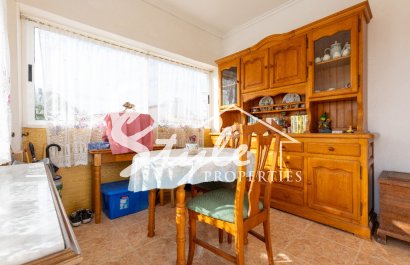 Reventa - Villa - Punta Prima