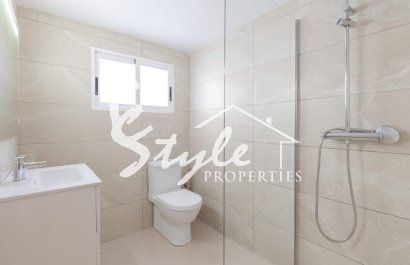 Resale - Villa - Orihuela Costa  - Villamartin