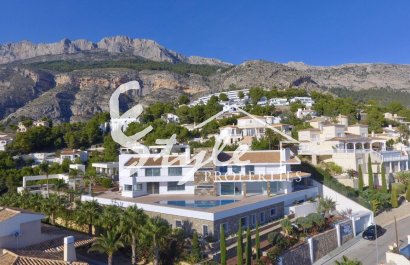 Resale - Villa - Altea