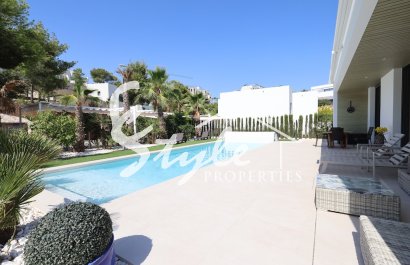Resale - Villa - Las Colinas - Las Colinas Golf