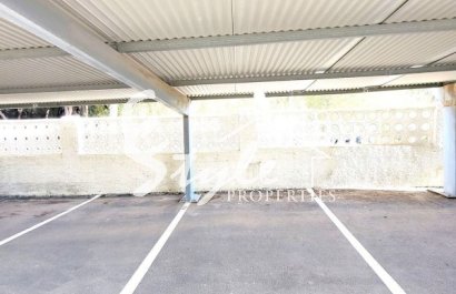 Купить апартаменты у моря с видом на море в Кампоамор, Коста Бланка. ID: 6321